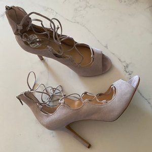 vince camuto vc-sandria suede lace-up shoes